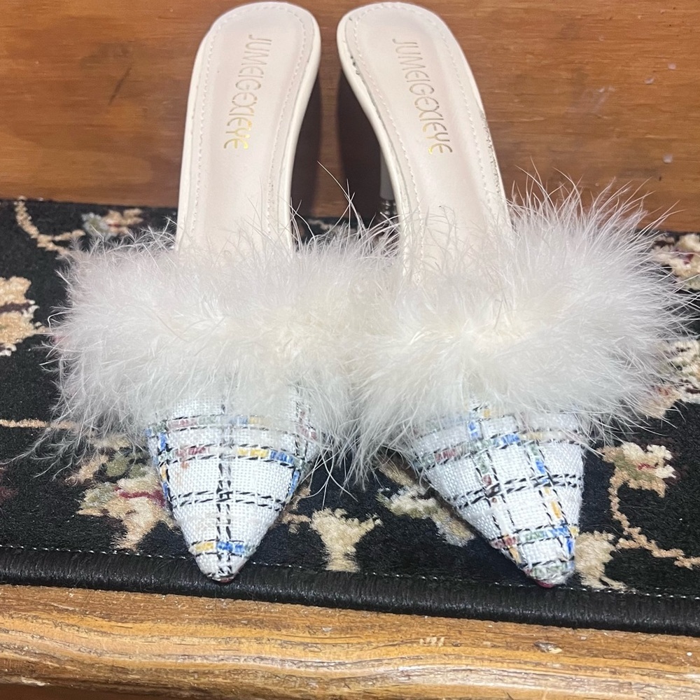 Shoes - Picture 2 of 3